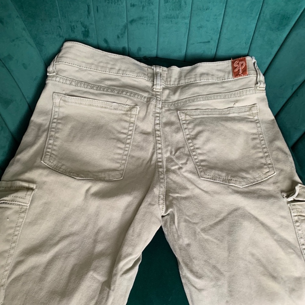 Sneak peek woman’s pants